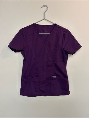 Cherokee Workwear Women's V-Neck Short Sleeve Scrub Top in Purple